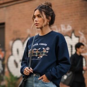 VTG Gildan Jasper Canada Moose Graphic Sweatshirt SZ L